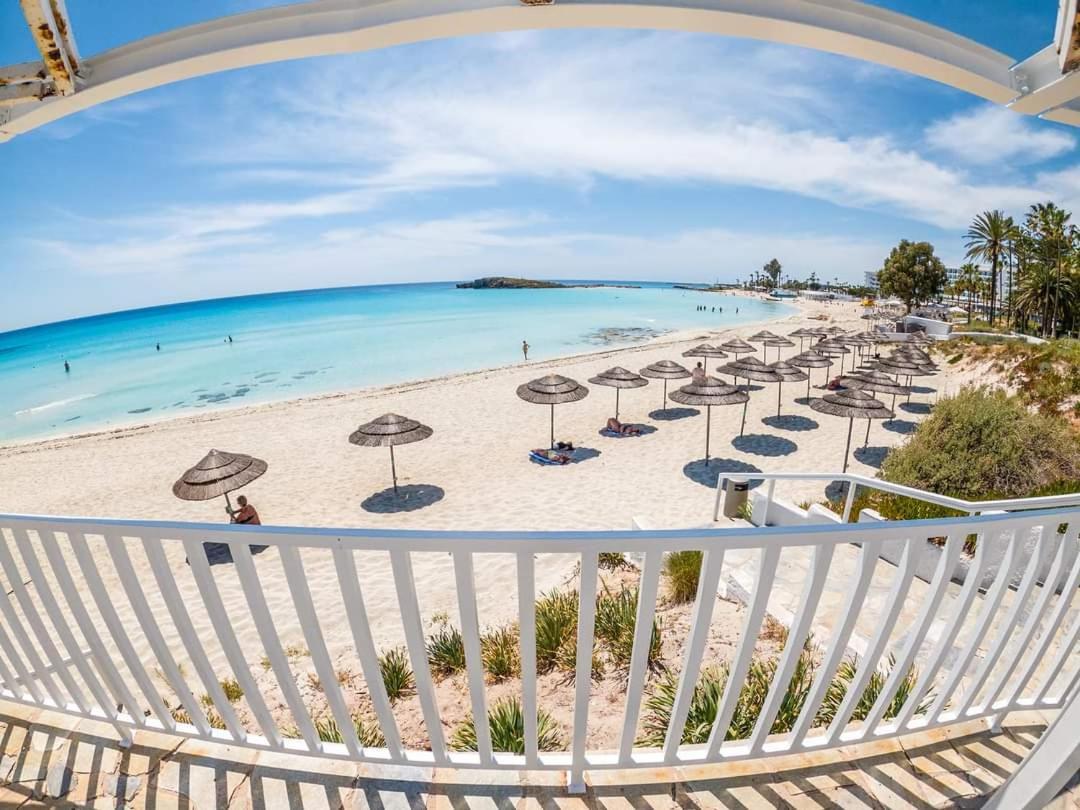 Nissi Golden Sands Sea View 2 Bedroom Apartment Ayia Napa Exterior foto